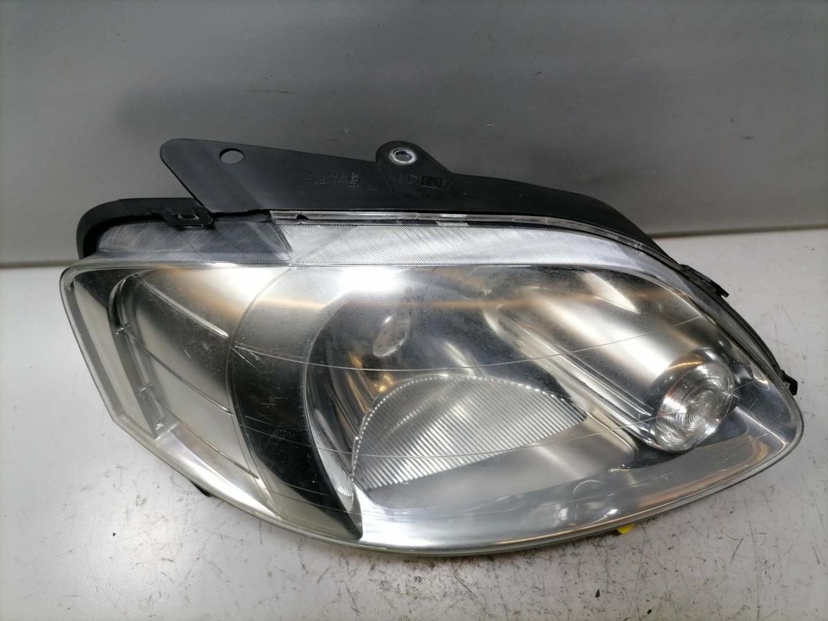 VW Fox original Scheinwerfer vorn rechts Halogen Bj.2010